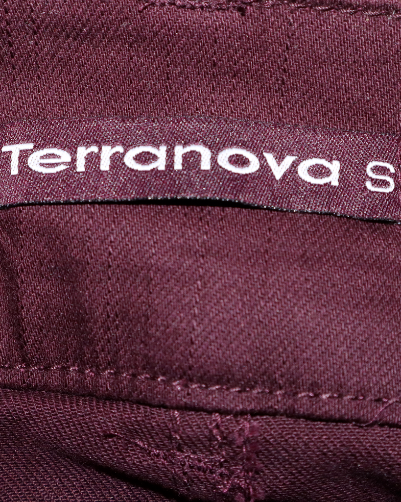 mini jupe étiquette.webp